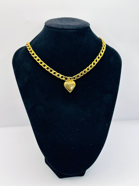 Curb Heart Necklace