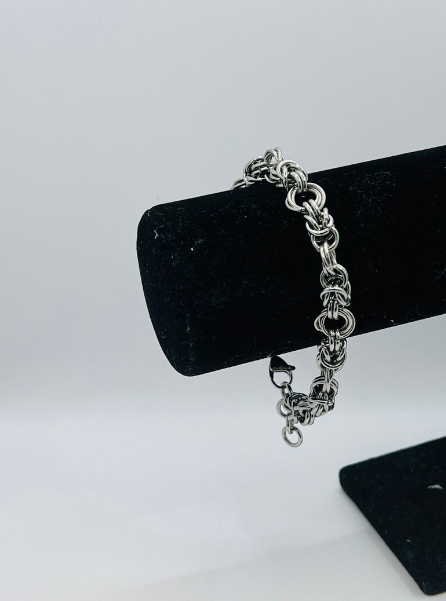Mobius Byzantine Bracelet