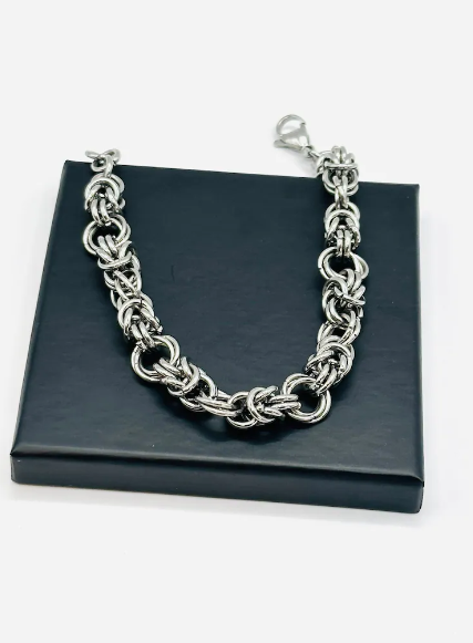 Mobius Byzantine Bracelet