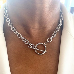 Toggle Choker Necklace