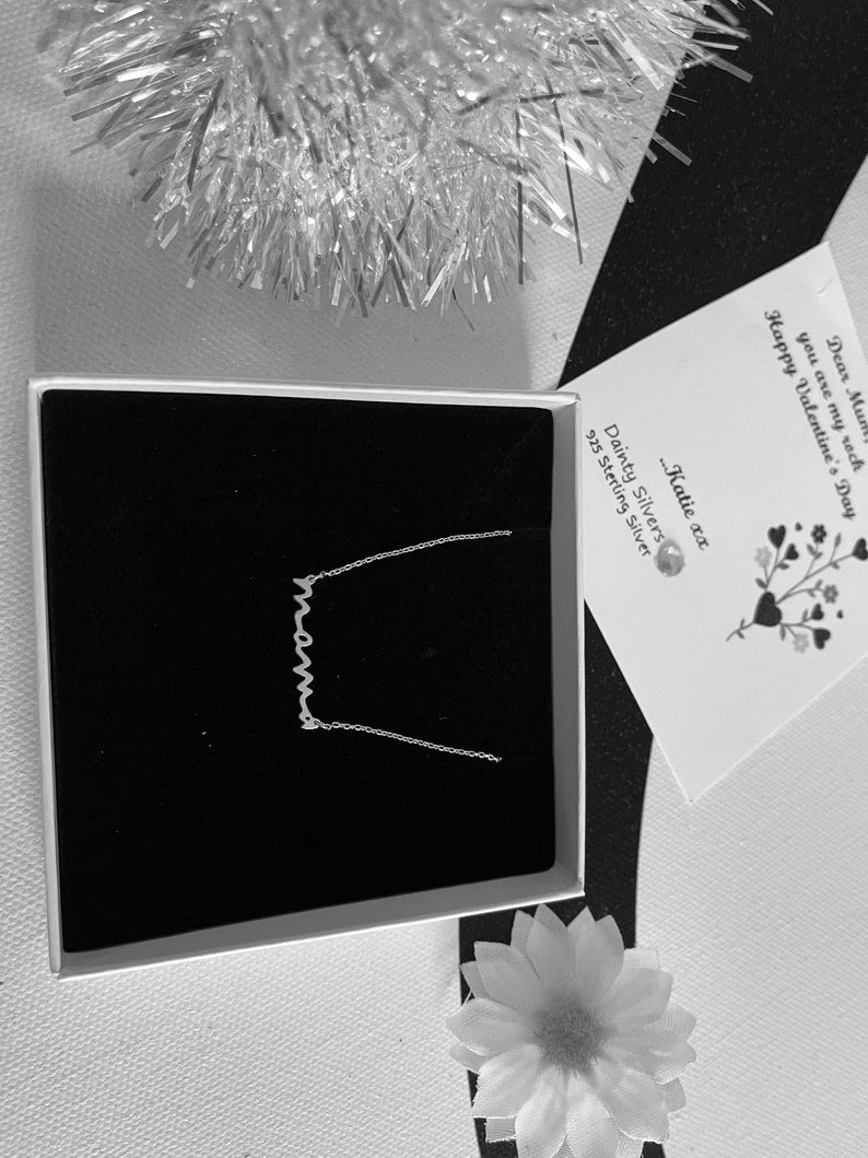 Mama Silver Name Necklace