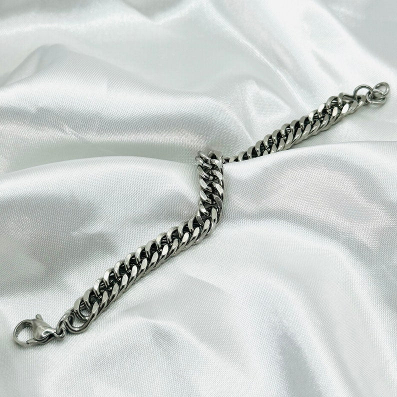 Curb Chain Bracelet