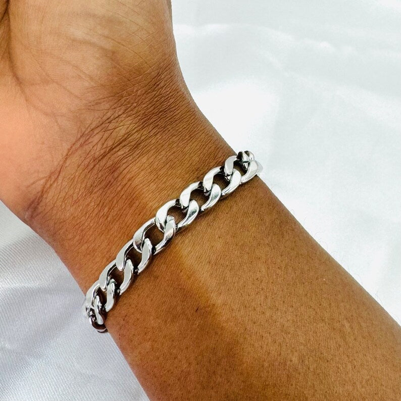 Curb Chain Bracelet
