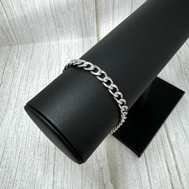 Curb Chain Bracelet