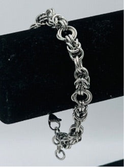 Mobius Byzantine Bracelet
