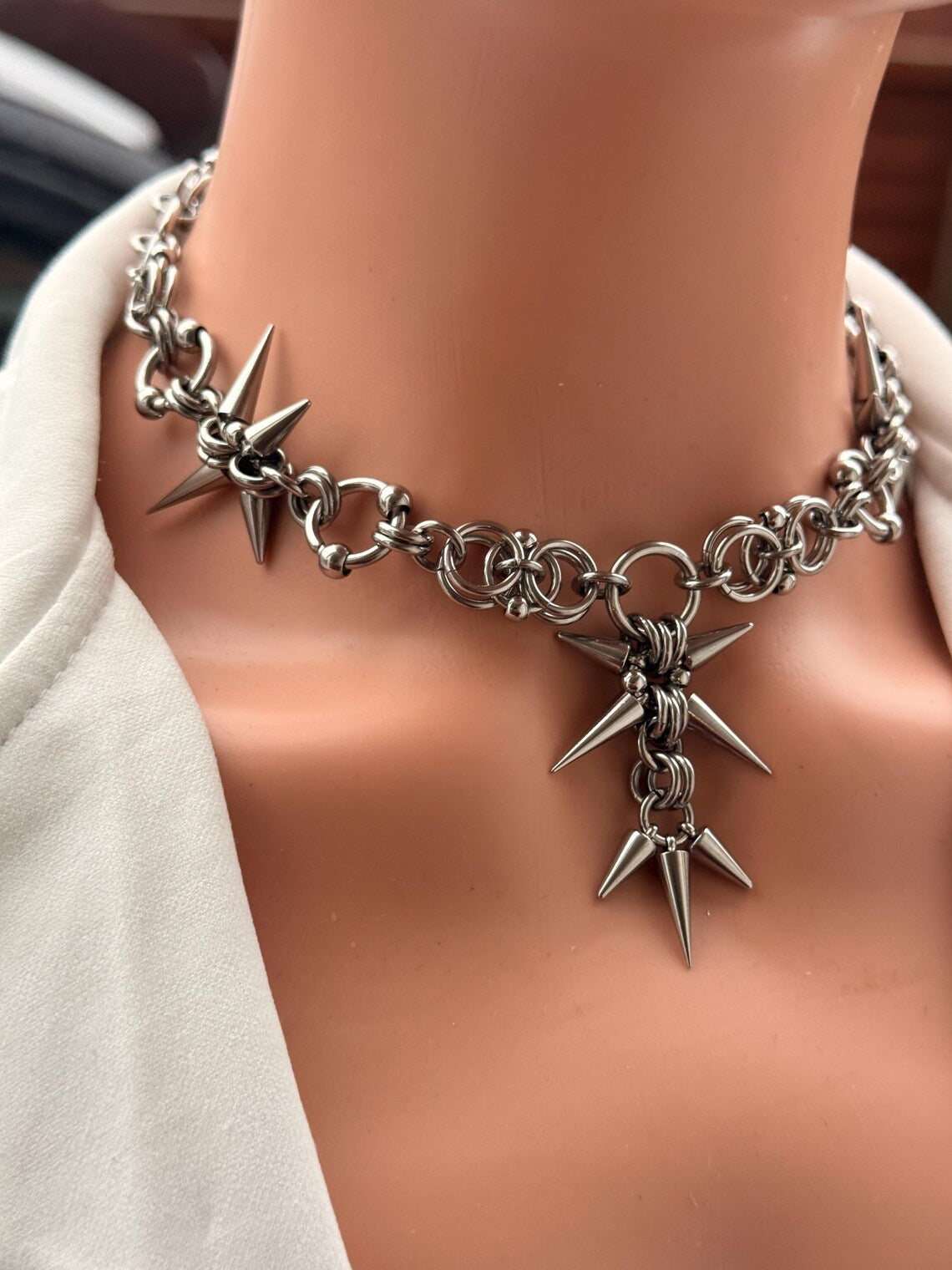 Silver Spiked Star Choker Chain Necklace