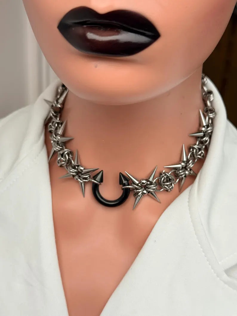 Spiked Star Chain Choker Necklace