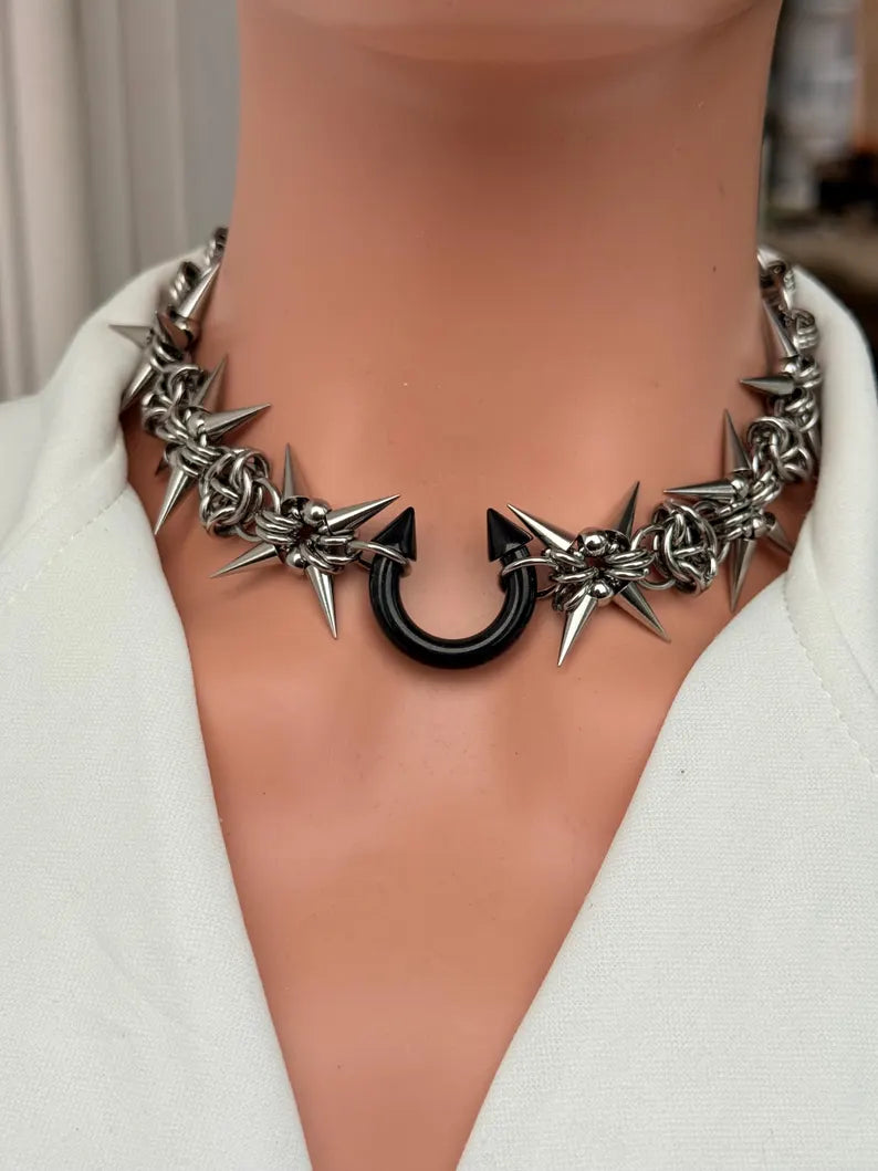 Spiked Star Chain Choker Necklace